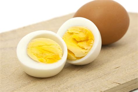 bebeklere haşlanmış yumurta nasıl verilir